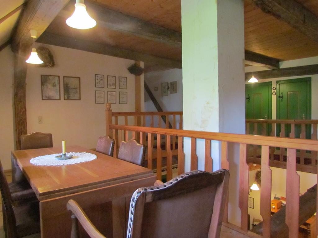 Historischer Davidshof - reetgedecktes Friesenhaus von 1824 Oldenswort Zimmer foto
