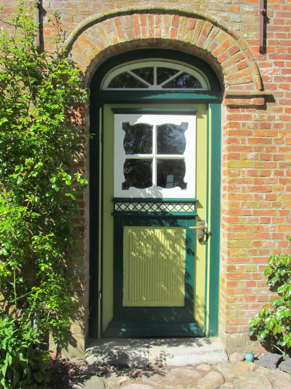 Historischer Davidshof - reetgedecktes Friesenhaus von 1824 Oldenswort Zimmer foto